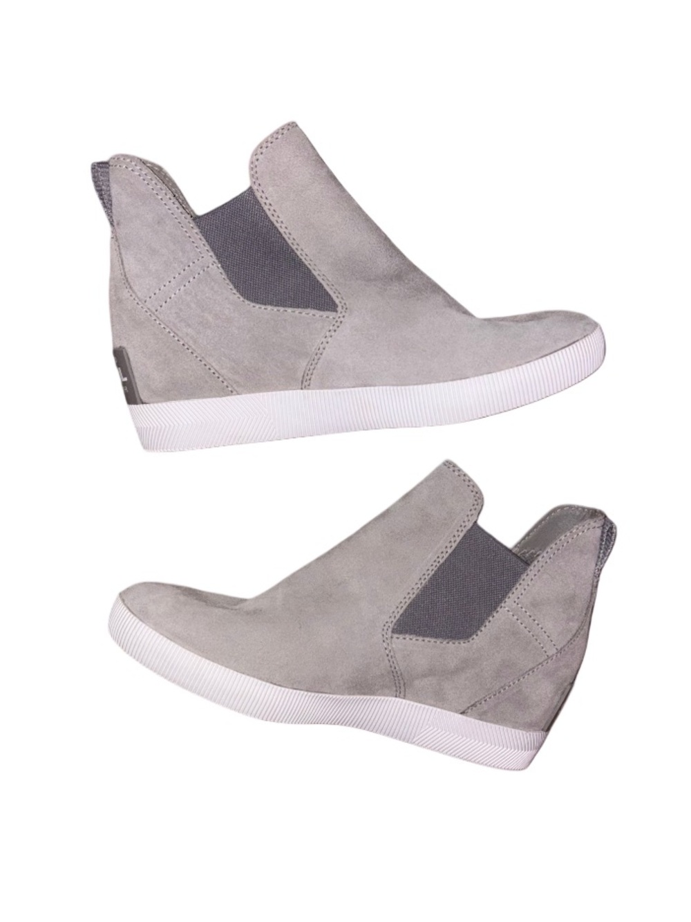 Sorel Out N’ About Sport Wedge Sneakers Gray Suede Size 8.5 Like New